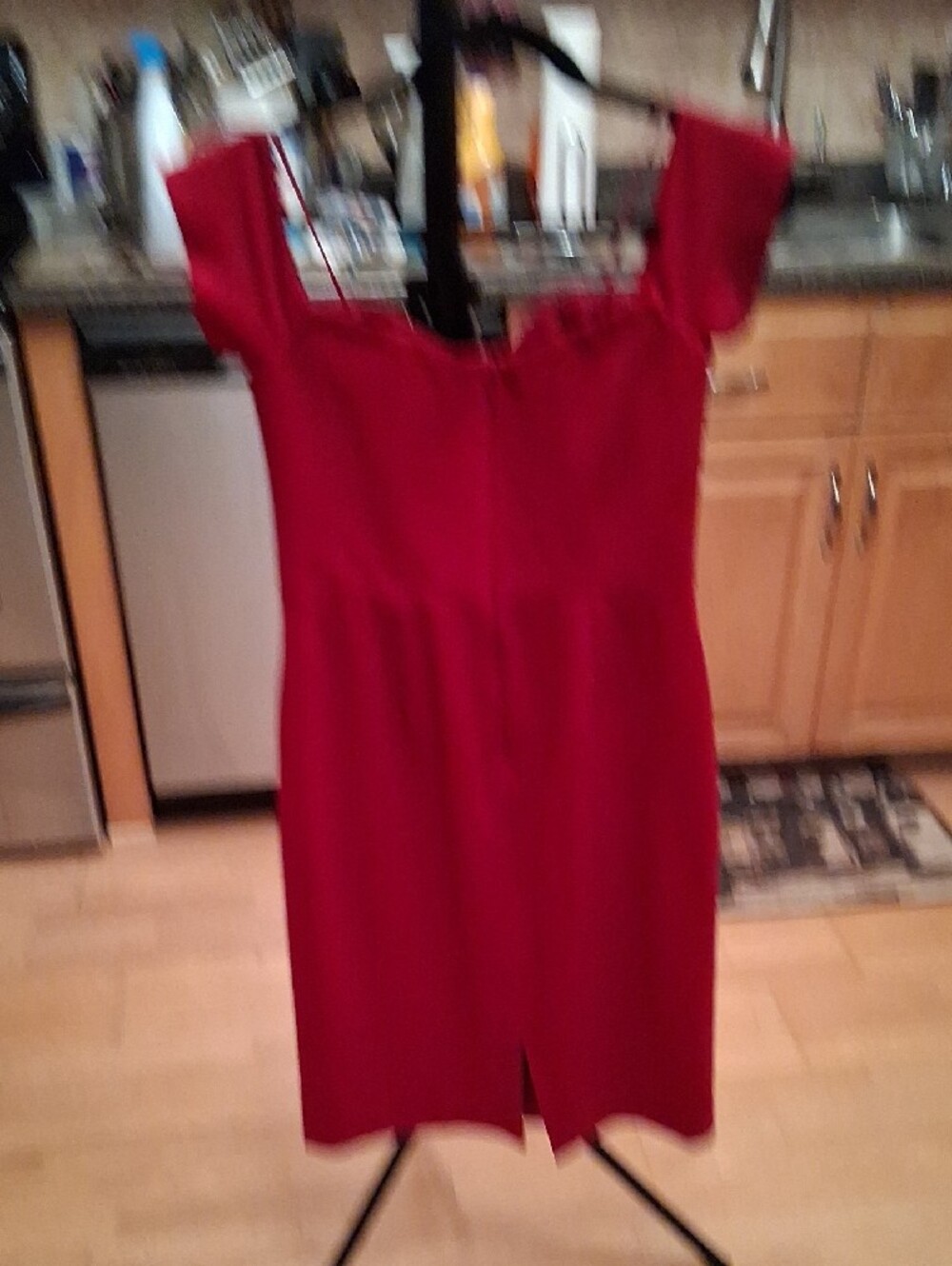 Dress the Population Red Off-Shoulder Sheath Mini Dress - Picture 10 of 16